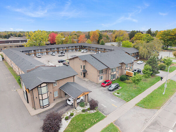 Niagara Falls studio House for rent. Property photo: 672966-3