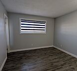 One bedroom Room in a Thee Bedroom house- for a female tenanat