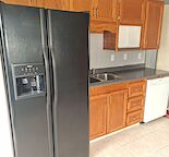 Main Floor of a 2 bedroom raised bungalow...Single Garage for fee
