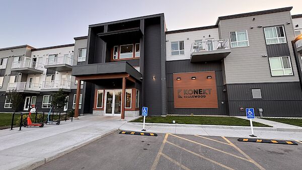 Calgary 1 bedroom Condo Unit for rent. Property photo: 674284-3