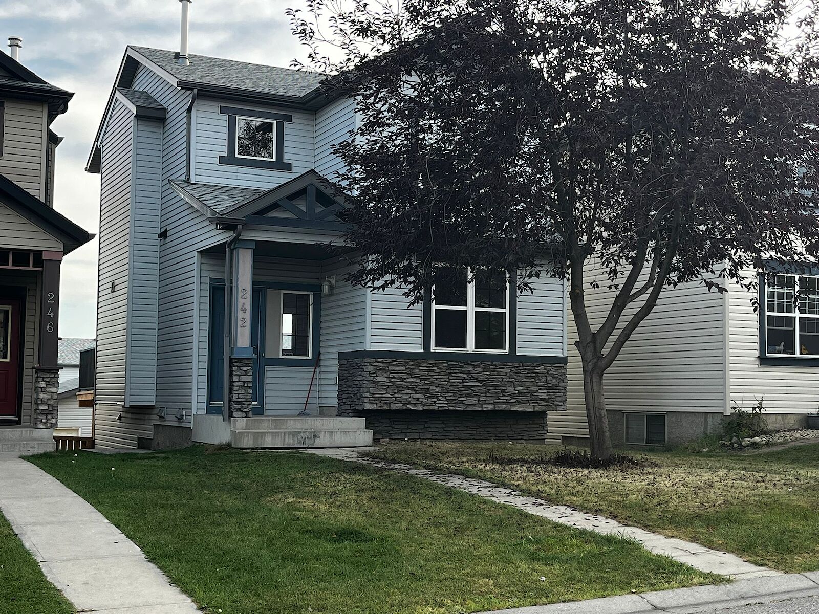 Calgary 3 bedrooms House for rent. Property photo: 675002-1