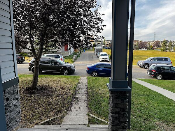 Calgary 3 bedrooms House for rent. Property photo: 675002-2
