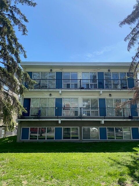 Calgary 1 bedroom Condo Unit for rent. Property photo: 675925-1