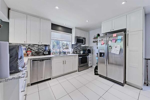 Calgary 3 bedrooms Main Floor for rent. Property photo: 677402-2