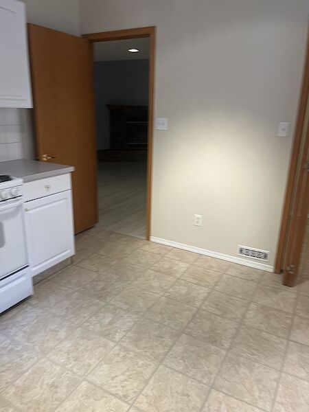 Calgary 1 bedroom Basement for rent. Property photo: 677451-2
