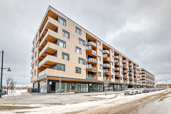 Brand-New 2-Bedroom + Den, 2-Bathroom Condo in West Springs