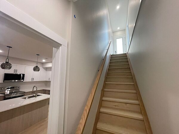 Calgary 2 bedrooms Basement for rent. Property photo: 677844-2