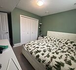 1 Bedroom Private Walk-in Basement Suit