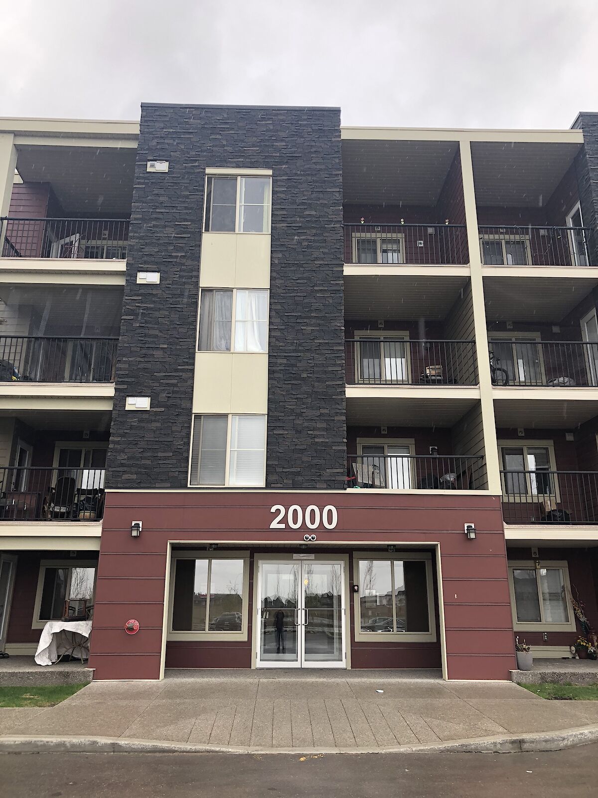 Calgary 1 + Den bedrooms Condo Unit for rent. Property photo: 679814-1