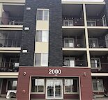 1Bed/1Bath + Den Unit in Saddleridge