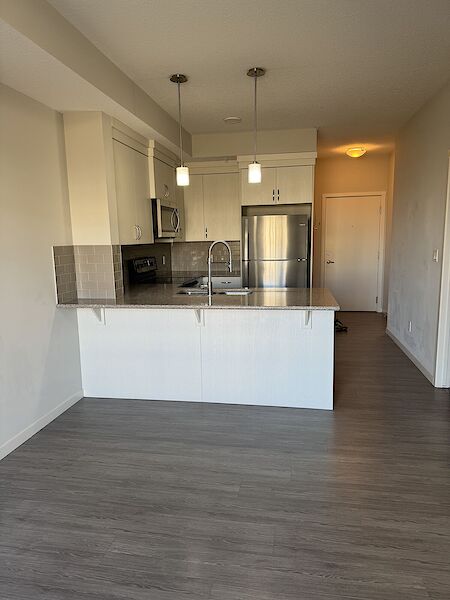 Calgary 1 + Den bedrooms Condo Unit for rent. Property photo: 680469-2