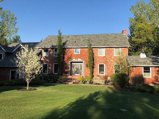 Calgary 4 bedrooms Room For Rent for rent. Property photo: 681844-1