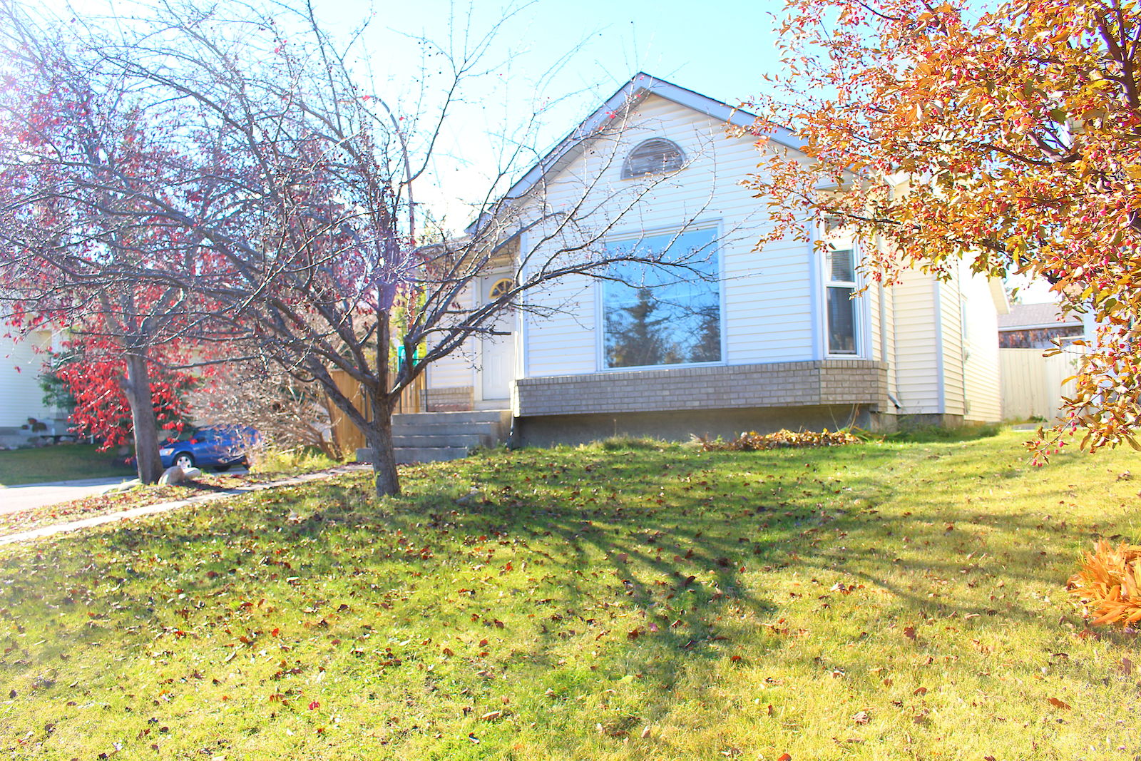Calgary 3 + Den bedrooms House for rent. Property photo: 68270-1