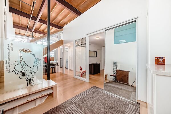 Edmonton 2 bedrooms Loft for rent. Property photo: 684642-3