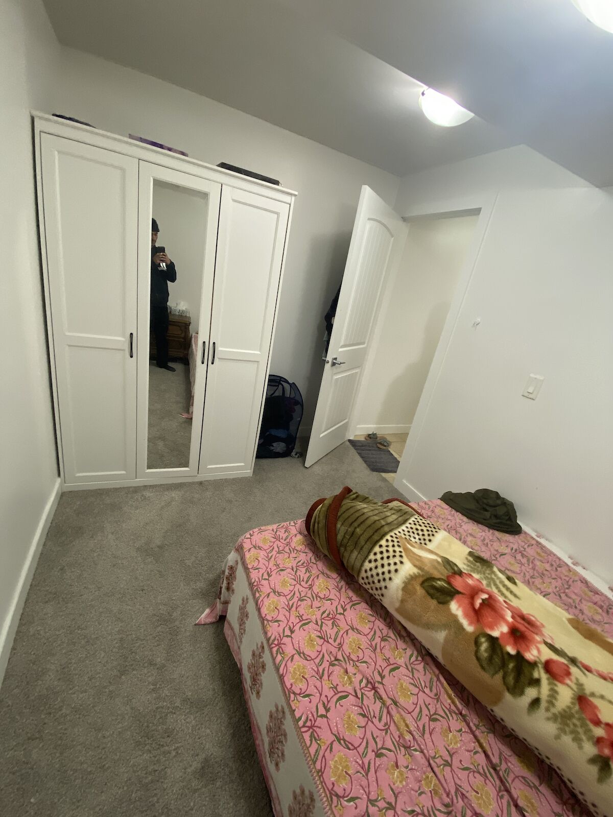 Calgary 2 bedrooms Basement for rent. Property photo: 686253-1