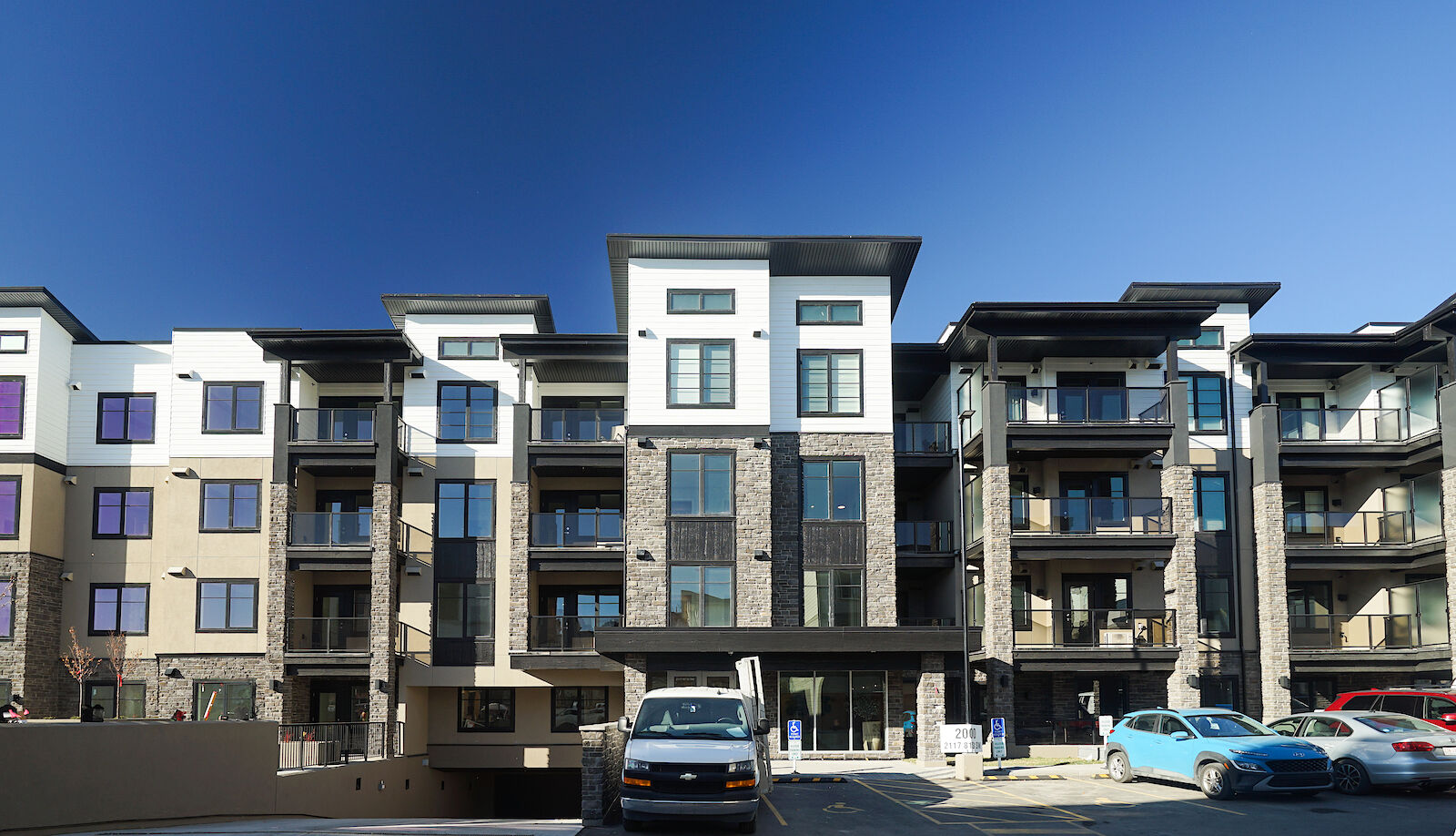 Calgary 1 + Den bedrooms Condo Unit for rent. Property photo: 687122-1