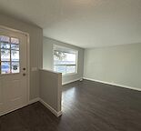 Great Townhouse - Great Complex - Great Community - INQUIRE TODAY!