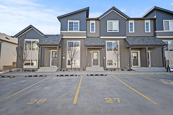 Cochrane 2 bedrooms Townhouse for rent. Property photo: 687778-3