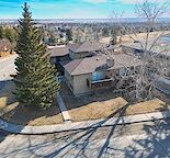 3 Bedrooms 1 bath all Utilities included  except  power Townhouse