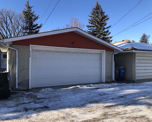 Calgary  bedrooms Parking Spot for rent. Property photo: 690931-2
