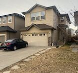 Large Home - 3 Bed + Bonus Room