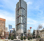 Corner 1 bed 1 bath in the heart of the city with underground parking