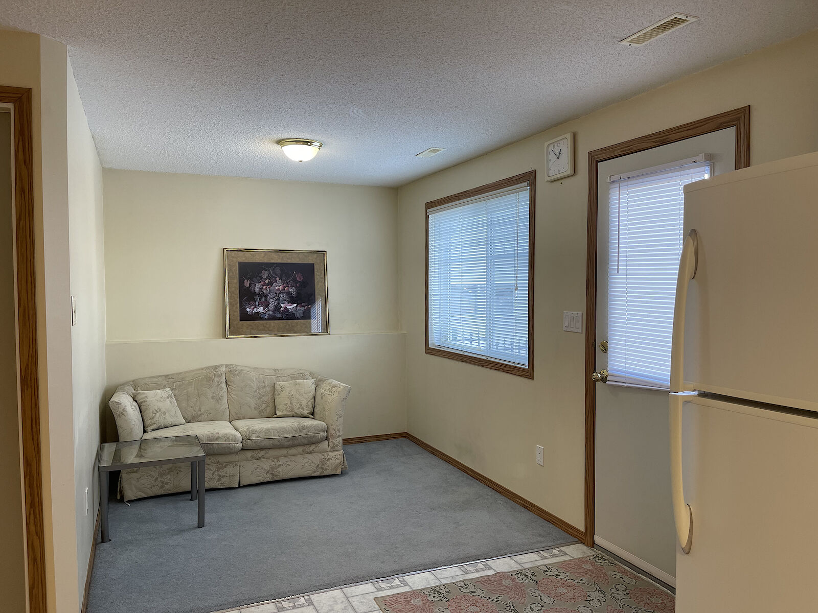 Calgary 1 bedroom Basement for rent. Property photo: 692634-1