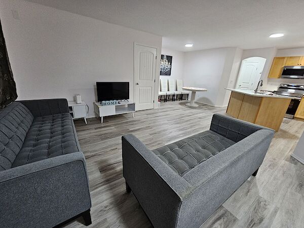 2 Bedroom Condo (Stacked Townhouse) Unit