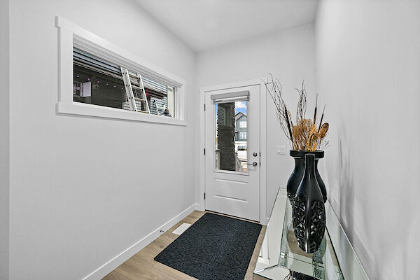 Calgary 1 bedroom Room For Rent for rent. Property photo: 693153-2