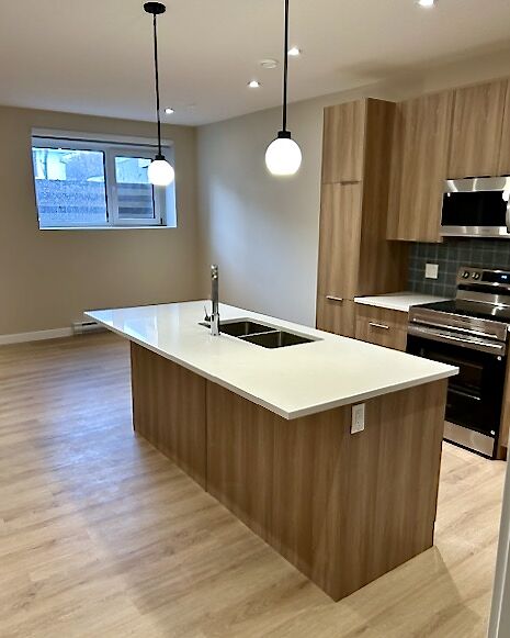 Calgary 1 bedroom Condo Unit for rent. Property photo: 693701-1