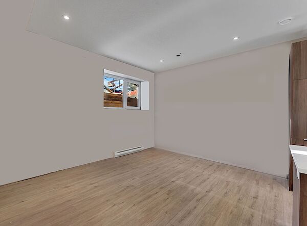 Calgary 1 bedroom Condo Unit for rent. Property photo: 693701-2