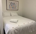 1 bedroom in 2 bedroom basement suite Macewan N.W *Nosehill park*