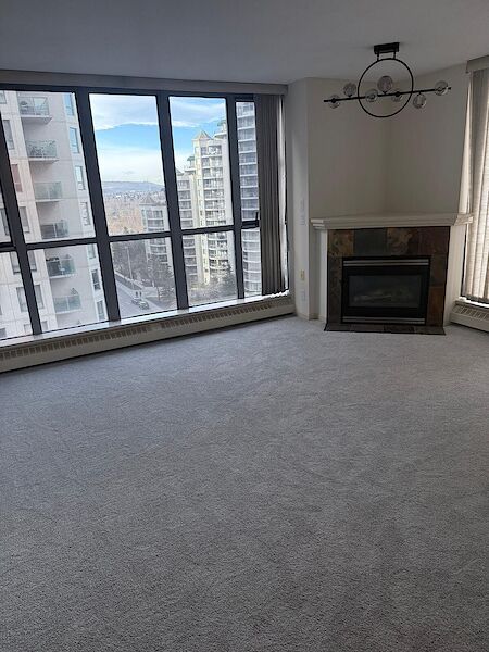 Calgary 2 bedrooms Condo Unit for rent. Property photo: 695279-3