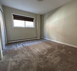 2 bdrm in Trendy 17th Ave - Lower Mt Royal