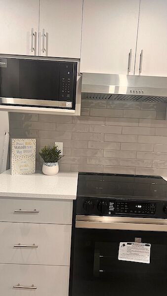 Calgary 2 bedrooms Basement for rent. Property photo: 695828-2