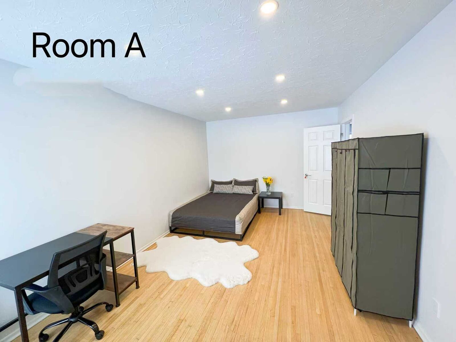 Calgary 1 bedroom Room For Rent for rent. Property photo: 696396-1