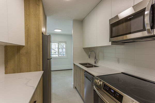 Edmonton 2 bedrooms Apartment for rent. Property photo: 696672-3