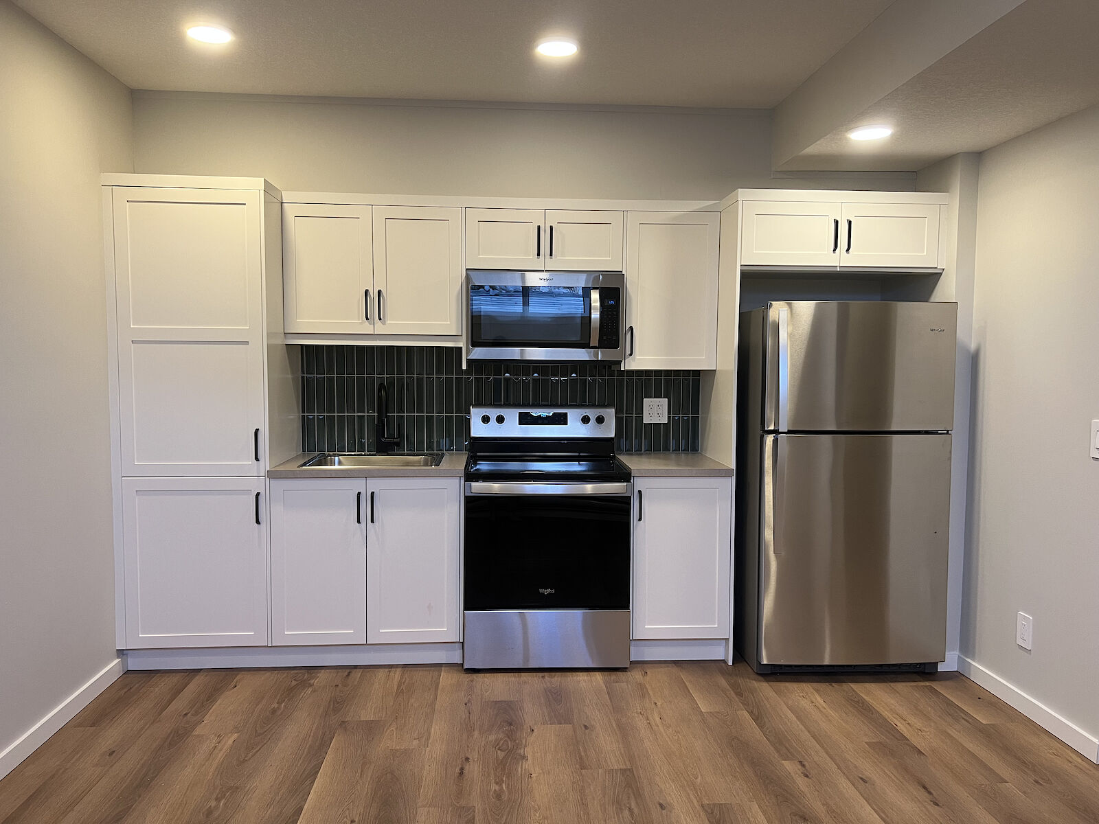 Calgary 1 bedroom Basement for rent. Property photo: 696945-1