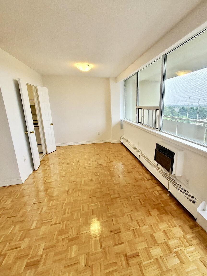 Mississauga 1 bedrooms Apartment for rent. Property photo: 697423-1