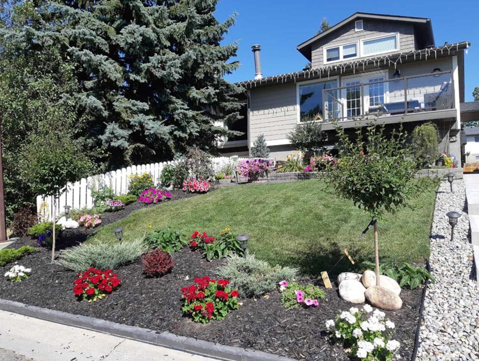Calgary 2 bedrooms Main Floor for rent. Property photo: 697486-1