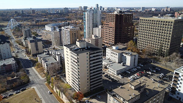 Edmonton 1 bedrooms Apartment for rent. Property photo: 698769-2