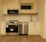 Montgomery – Luxe 1 Bed | 1 Bath Basement Suite