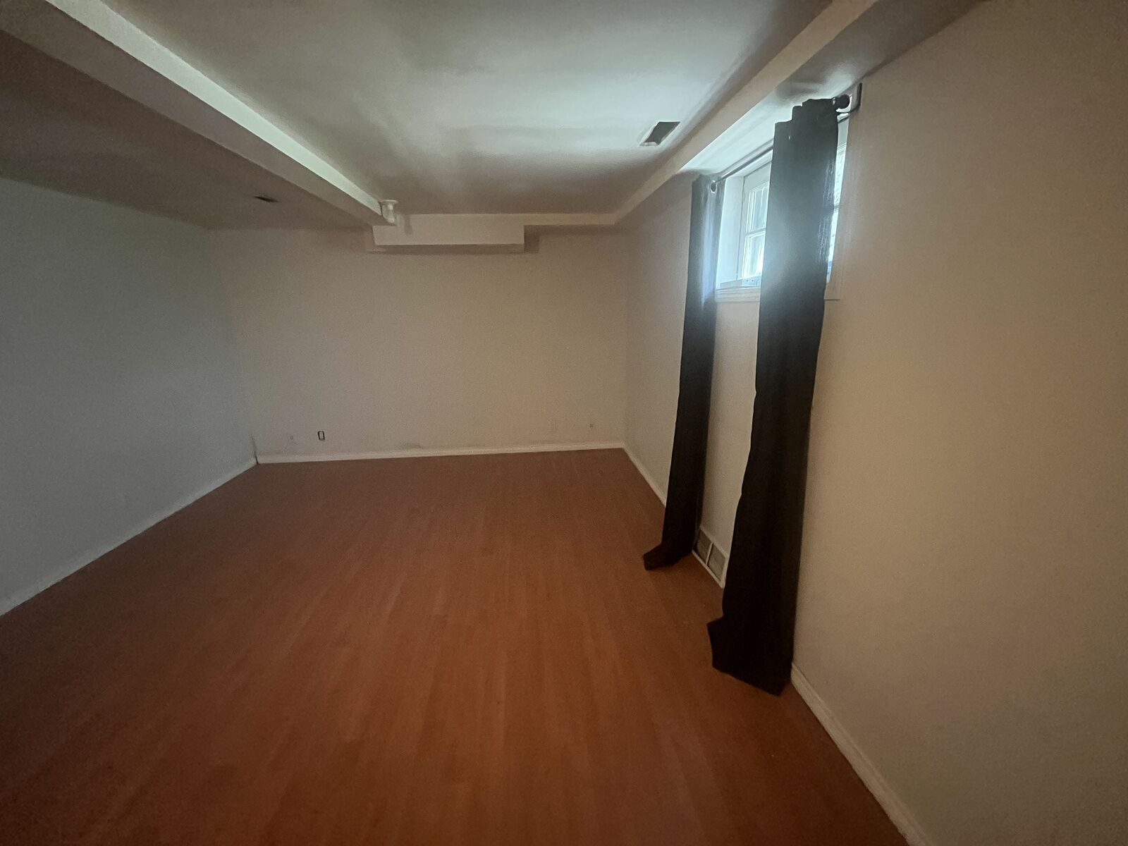 Calgary 1 bedroom Room For Rent for rent. Property photo: 700747-1