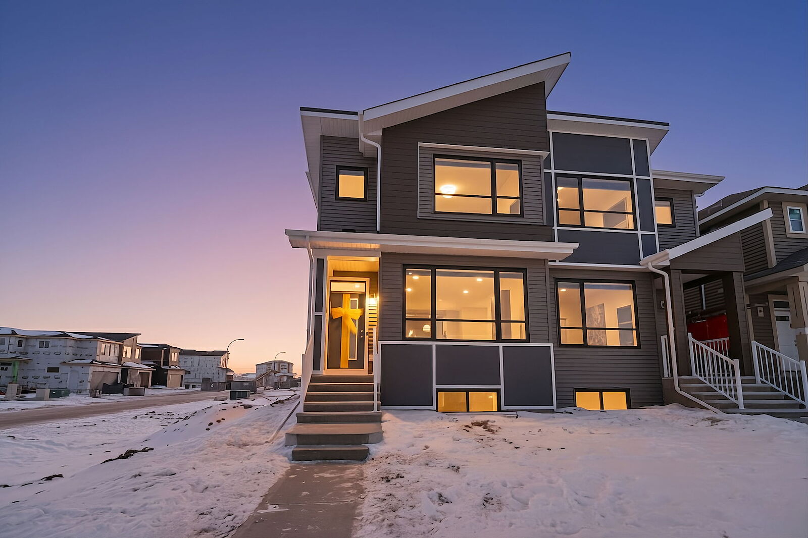 Calgary 4 bedrooms Main Floor for rent. Property photo: 701135-1