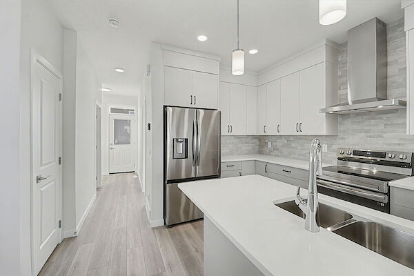 Calgary 4 bedrooms Main Floor for rent. Property photo: 701135-3