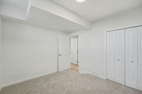 Calgary 2 bedrooms Basement for rent. Property photo: 701137-2