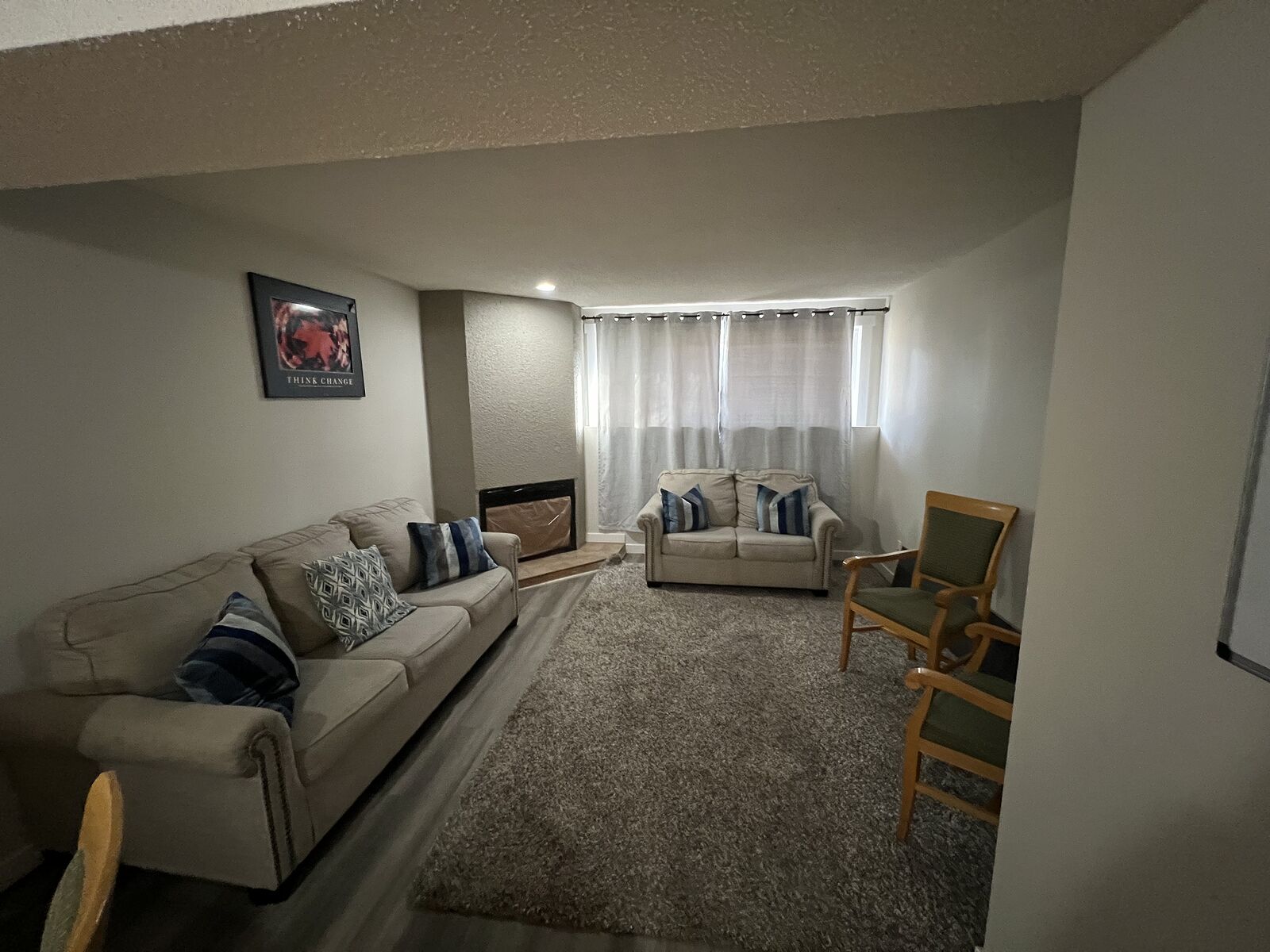 Calgary 3 bedrooms Fourplex for rent. Property photo: 701973-1