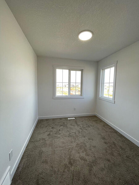 Edmonton 3 bedrooms Townhouse for rent. Property photo: 702694-2