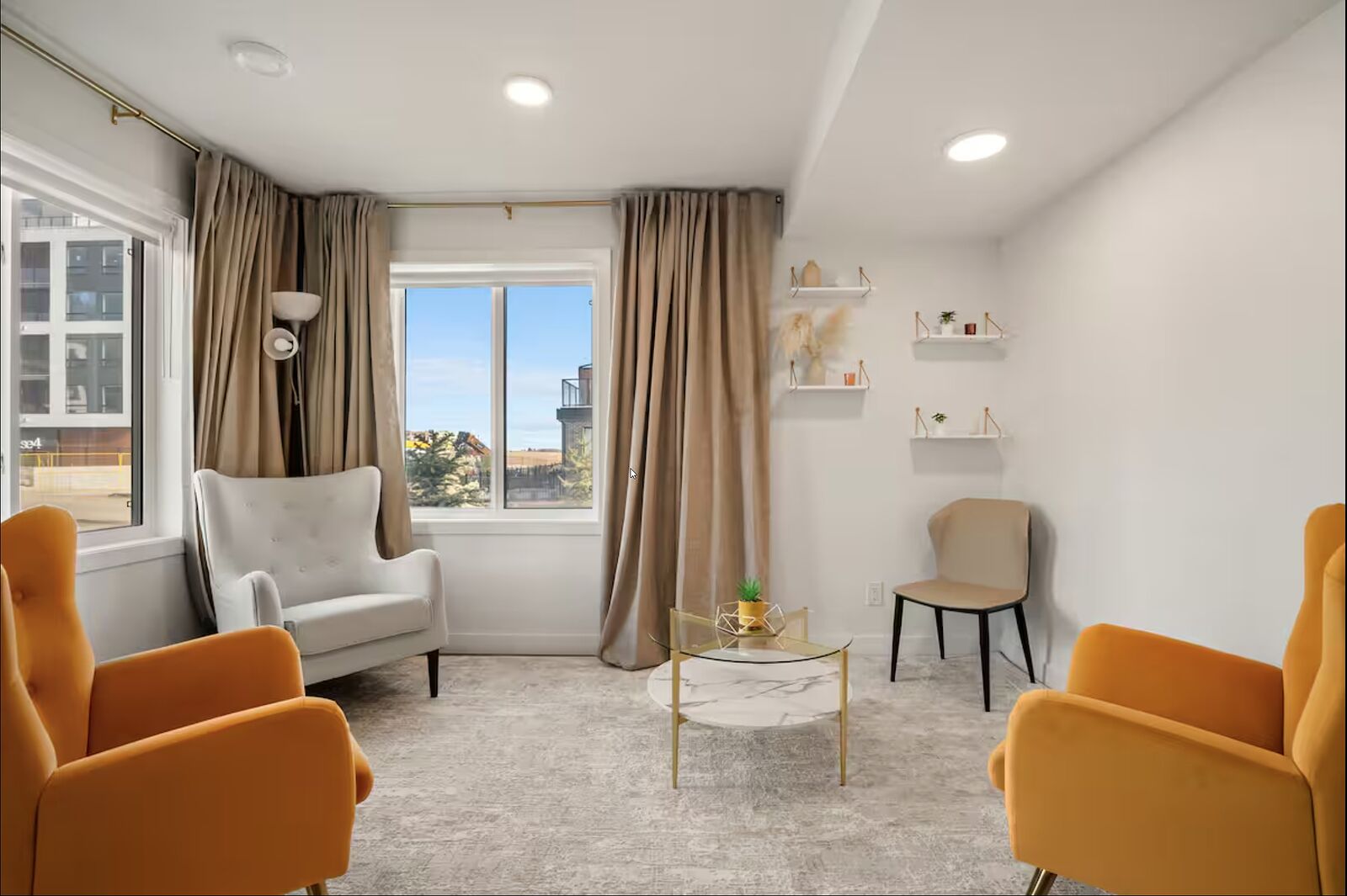 Calgary 3 + Den bedrooms Townhouse for rent. Property photo: 704796-1