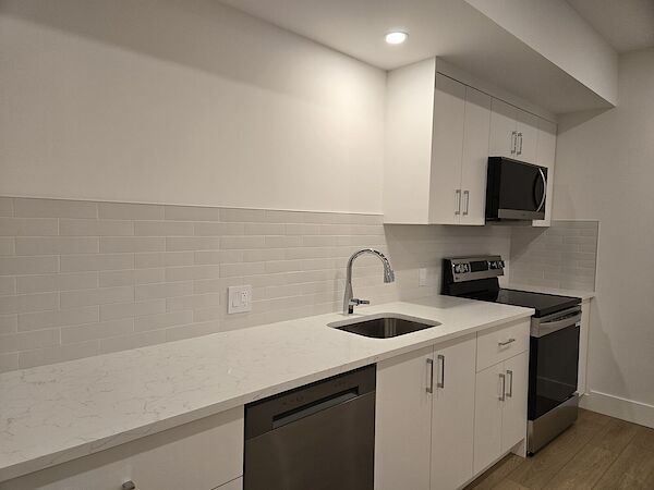 Calgary 1 bedroom Basement for rent. Property photo: 705557-3